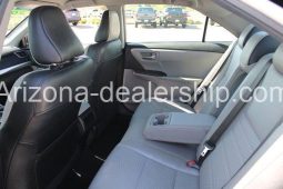 2015 Toyota Camry SE full