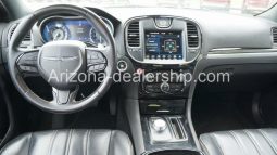 2021 Chrysler 300 Series S full