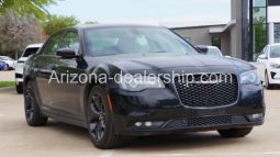 2021 Chrysler 300 Series S full