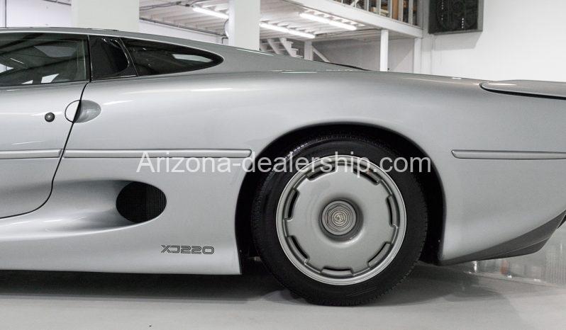 1993 Jaguar XJ220 Coupe full