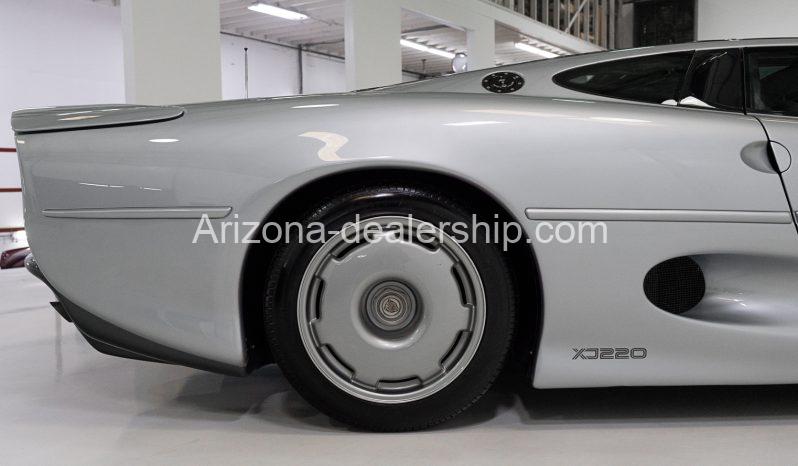 1993 Jaguar XJ220 Coupe full