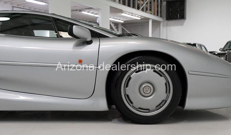 1993 Jaguar XJ220 Coupe full