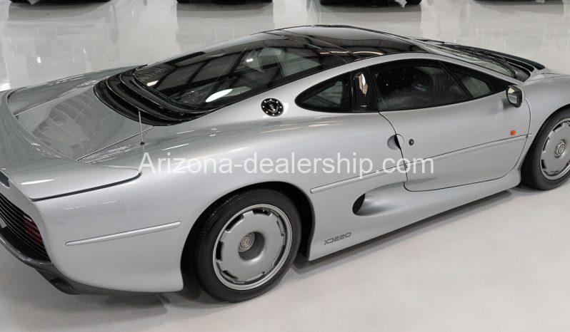 1993 Jaguar XJ220 Coupe full