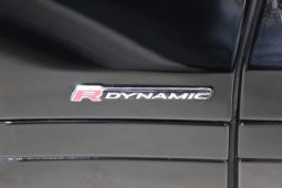 2019 Land Rover R-Dynamic SE full