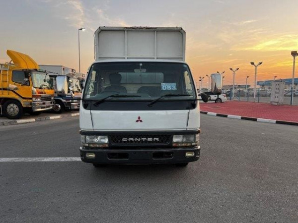"Mitsubishi Canter 2000n(right-hand-drive | jft-987)