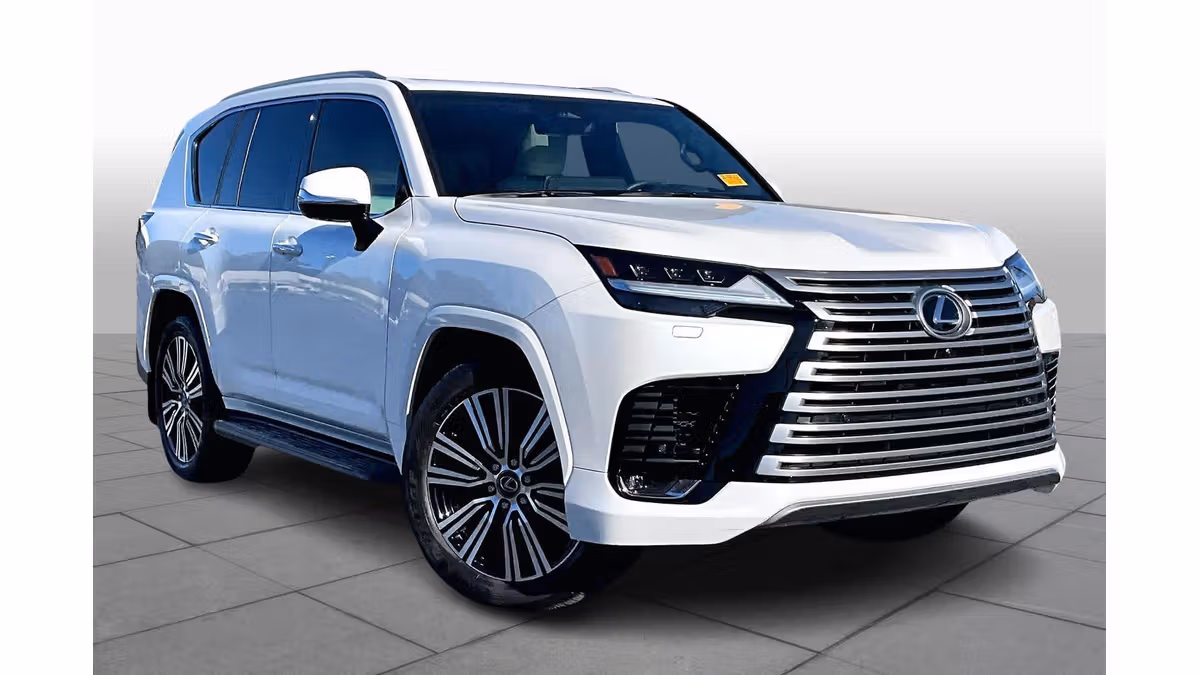 2025 LEXUS LX600