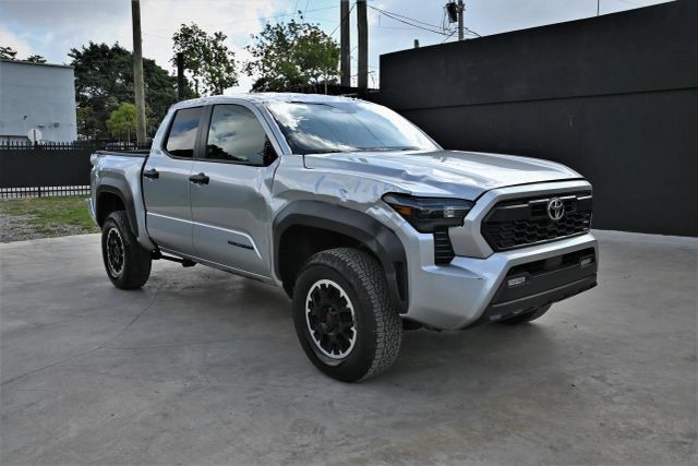 2024 Toyota Tacoma TRD Off-Road Pickup 4D 5 ft
